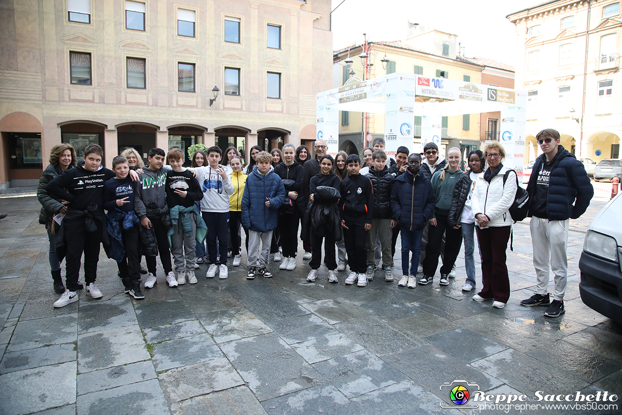 VBS_1849 - In viaggio con Dante - Mostra itinerante alla scoperta della Divina Commedia con le opere di Filippo Pinsoglio.jpg